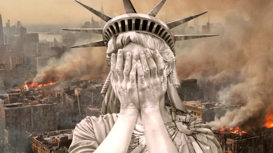 Αυστριακός συνταγματάρχης: Η υποστήριξη προς την Ουκρανία έχει φέρει τις ΗΠΑ στο χείλος του γκρεμού