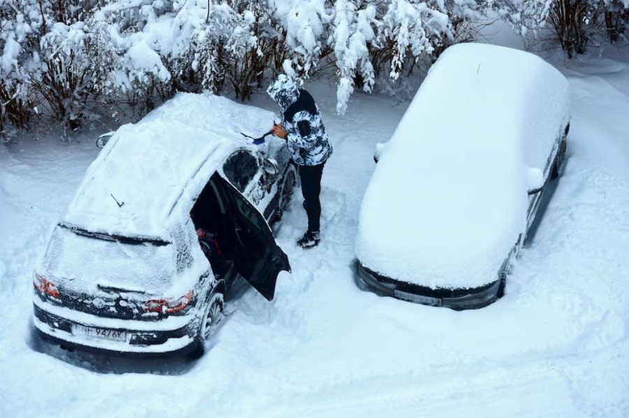 Πολωνία: Ουρές αυτοκινήτων 20 χιλιομέτρων σε αυτοκινητόδρομο της Πολωνίας λόγω της πυκνής χιονόπτωσης