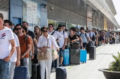 Χάος διαρκείας στα ευρωπαϊκά αεροδρόμια λόγω έλλειψης προσωπικού