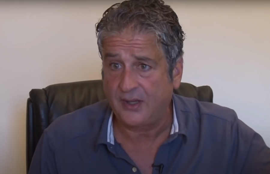 Νέα καταγγελία για τον αρνητή δικηγόρο: Έπεισε ασθενή να φύγει από το νοσοκομείο πριν θεραπευτεί και πέθανε