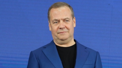 Medvedev: «Εφιάλτης» για τους Αρμένιους η ρήξη με τη Ρωσία – Η Δύση τούς χρησιμοποιεί ως πιόνια