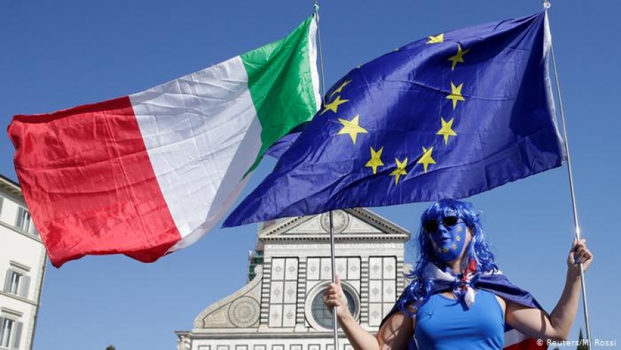 Ιταλία: Πληθαίνουν οι φωνές για αποχώρηση από την ΕΕ