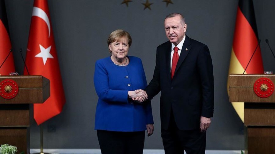 Νέα ανταλλάγματα στο μεταναστευτικό ζήτησε ο Erdogan από τη Merkel για την αναθέρμανση των σχέσεων με την  ΕΕ - Άσκησε κριτική στην Ελλάδα