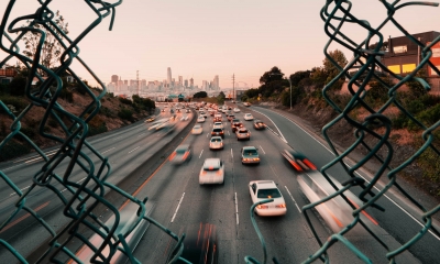 Πόσο χρονών είναι ο στόλος αυτοκινήτων σε κάθε χώρα της Ευρώπης;