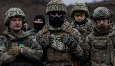 Macron (Γαλλία) και Starmer (Βρετανία): Θα στείλουμε 50.000 στρατιώτες στην Ουκρανία