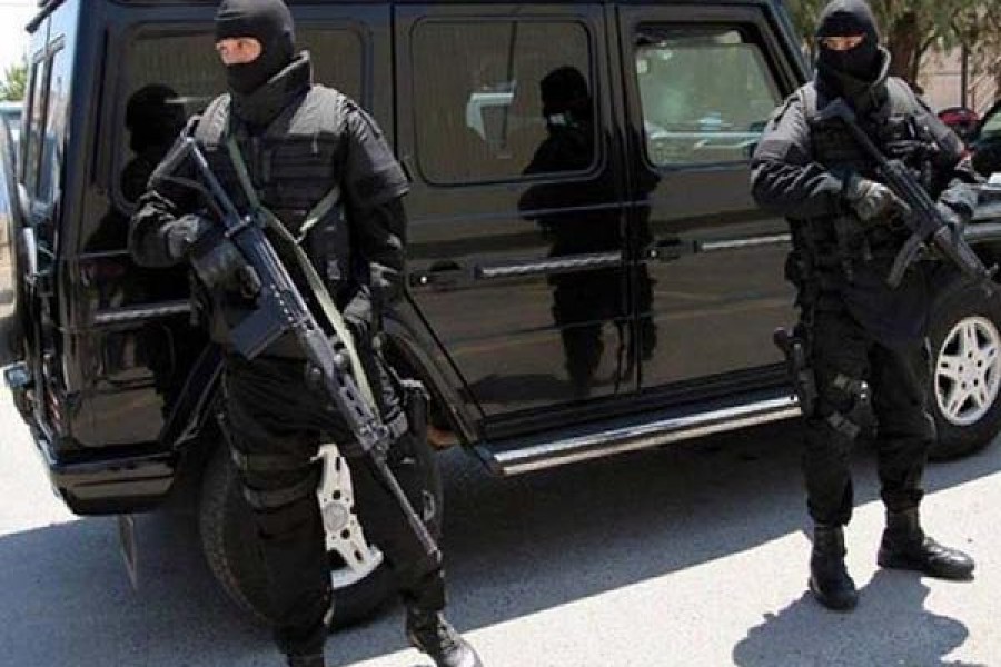 Γιάφκα στο Κουκάκι εντόπισε η Αντιτρομοκρατική - Τρεις συλλήψεις για κατοχή όπλων και εκρηκτικών
