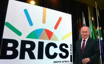 Στην αντεπίθεση οι BRICS για να παρακάμψουν τις δυτικές κυρώσεις στη Ρωσία και να πλήξουν το δολάριο