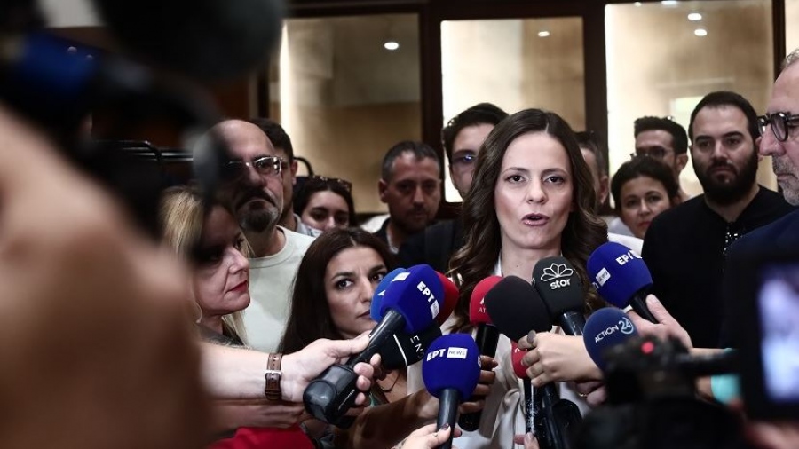 Εκλογές ΣΥΡΙΖΑ - Στο Αιγάλεω ψήφισε η Αχτσιόγλου: Η προοδευτική παράταξη είναι εδω