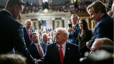 Όσα δεν έδειξαν τα κανάλια των Δημοκρατικών από την μεγαλειώδη ομιλία του Trump προς το Έθνος - Η αποθέωση του Προέδρου