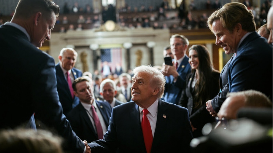 Όσα δεν έδειξαν τα κανάλια των Δημοκρατικών από την μεγαλειώδη ομιλία του Trump προς το Έθνος - Η αποθέωση του Προέδρου