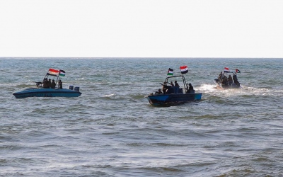 Βρετανία: Έξι σκάφη προσέγγισαν  εμπορικό πλοίο ανοικτά της Υεμένης