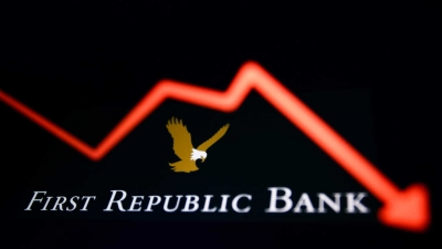 Ολονύχτιες διαπραγματεύσεις για την First Republic Bank - Συντονίζεται παρέμβαση για να μην καταρρεύσει