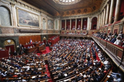 Γαλλία: Τη Δευτέρα (20/3) αρχίζει η συζήτηση για τις προτάσεις μομφής κατά της κυβέρνησης