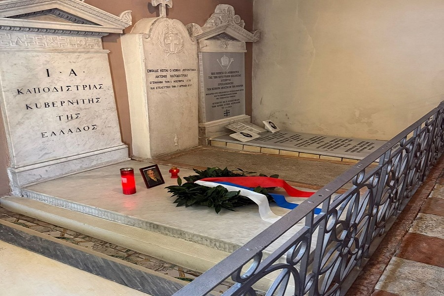Ιστορική τιμή -  Κατάθεση στεφάνου στον τάφο του Καποδίστρια από τη Ρώσικη Πρεσβεία: Τιμήσαμε τον μεγαλύτερο διπλωμάτη της ελεύθερης Ελλάδας