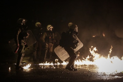 Επεισόδια το βράδυ στα Εξάρχεια – Σε επτά προσαγωγές προχώρησε η αστυνομία