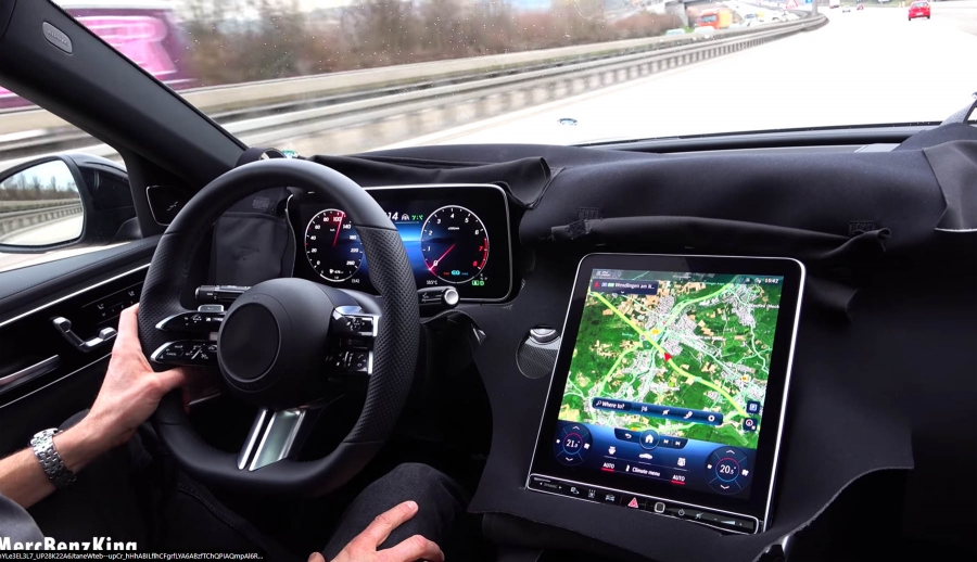 H νέα Mercedes C-Class έχει ένα σούπερ ταμπλό!