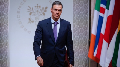 O Sanchez πήρε τ' όπλο του - Δηλώνει έτοιμος να στείλει ειρηνευτικές δυνάμεις σε Ουκρανία και Γάζα