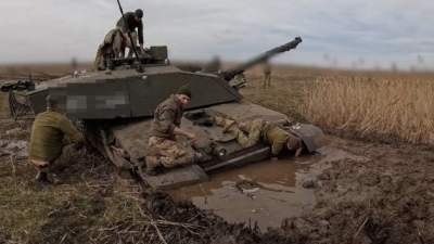 Τα... παραπληγικά τανκ: Η Βρετανία προμήθευσε τις Ουκρανικές Ένοπλες Δυνάμεις με ελαττωματικά άρματα μάχης Challenger 2