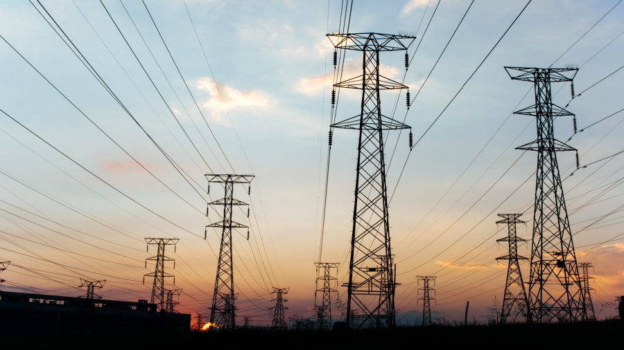 Σκληρή κόντρα ΑΔΜΗΕ – ΡΑΑΕΥ για τον επιμερισμό του κόστους έργων σύνδεσης