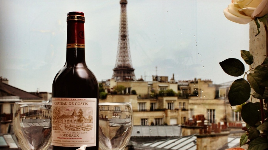 Θύμα του πληθωρισμού και το γαλλικό κρασί - «Βουτιά» 22% στις εξαγωγές προς τις ΗΠΑ