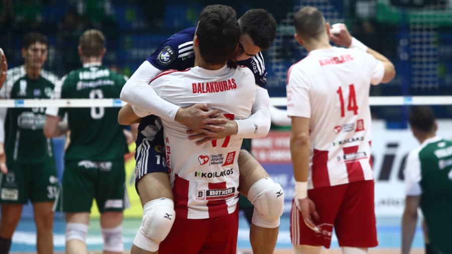 Βόλεϊ: Κατέκτησε το Σούπερ Καπ ο Ολυμπιακός, 3-2 τον Παναθηναϊκό με ανατροπή