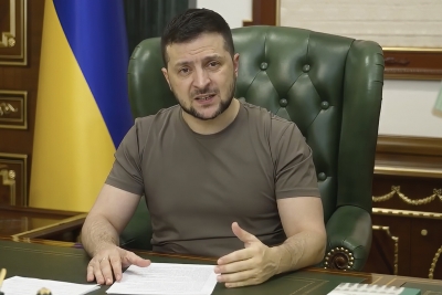 Ζelensky: Η Ουκρανία δεν θα συμφωνήσει να παγώσουν οι γραμμές του μετώπου για να «ηρεμήσει» η Ρωσία
