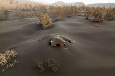 Λα Πάλμα: Ένα ολόκληρο νησί θαμμένο κάτω από την στάχτη