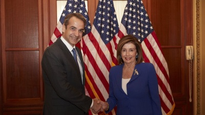 Ο Μητσοτάκης ενημέρωσε Pelosi- Menendez για τις προκλήσεις της Τουρκίας - Άνοιγμα για επενδύσεις