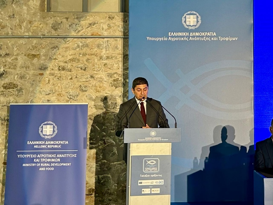 Ο Αυγενάκης στο συνέδριο «Θαλάσσιοι Ορίζοντες» - Σε  αναζήτηση εθνικής στρατηγικής αλιείας και υδατοκαλλιέργειας