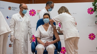 Ιταλία: Χορηγήθηκαν έως τώρα 20 εκατ. δόσεις εμβολίων κατά του κορωνοϊού