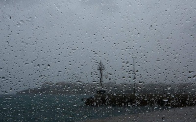 Ιδιαίτερα βροχερός ο καιρός έως την Παρασκευή (27/3) - Kαταφθάνει βαρομετρικό χαμηλό από τη Σικελία