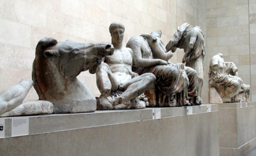 Υπέρ της επιστροφής των Γλυπτών του Παρθενώνα το Ίδρυμα Kennedy