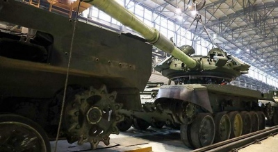 Η Ρωσία ετοιμάζει κάτι μεγάλο –  Ξαφνικά αποφάσισε να επταπλασιάσει την παραγωγή αρμάτων μάχης