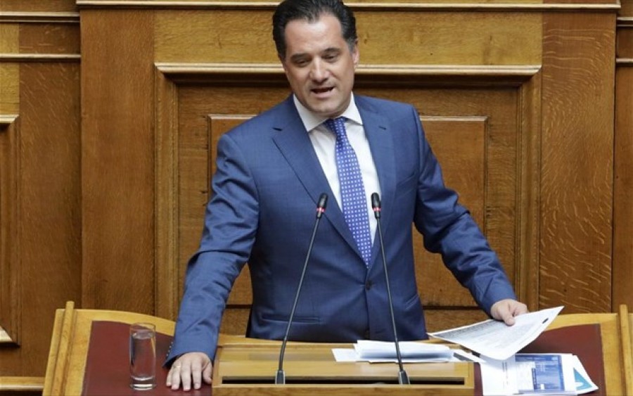 Γεωργιάδης: Δεν θεσμοθετείται το άνοιγμα των καταστημάτων την Κυριακή