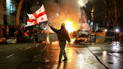 Συναγερμός στη Γεωργία - Ξένες δυνάμεις οργανώνουν έγχρωμη επανάσταση μέσω οργανώσεων και ιδρυμάτων