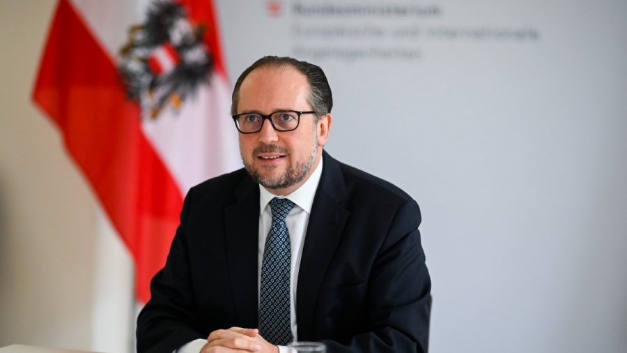 Η Αυστρία θα επιβάλλει lockdown στους ανεμβολίαστους - Ανησυχεί για μια πανδημία των ανεμβολίαστων ο καγκελάριος Schallenberg