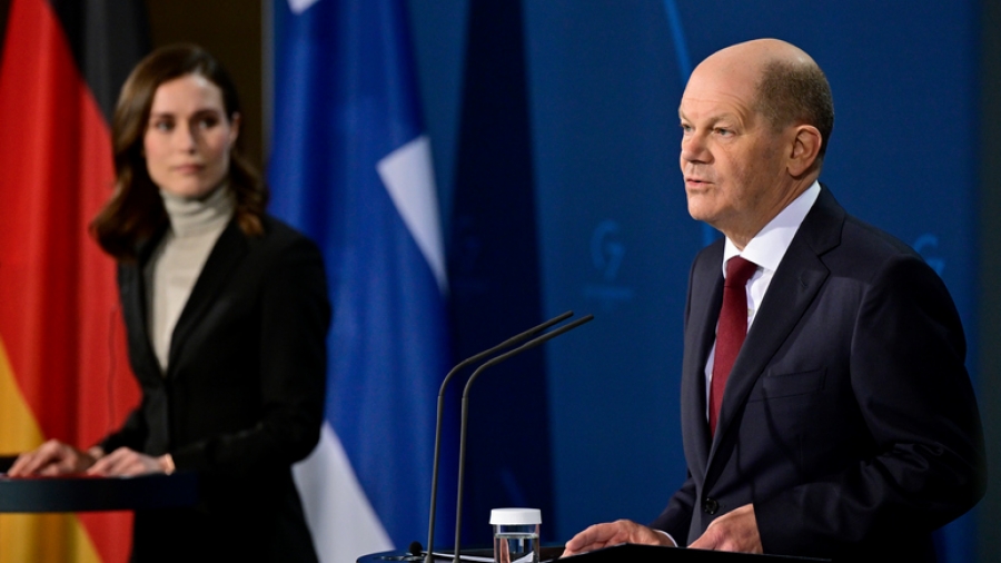 Γκρεμίζεται η «ενότητα» της Ευρώπης - Ο Scholz αντιτάχθηκε στην απαγόρευση έκδοσης βίζας στους Ρώσους