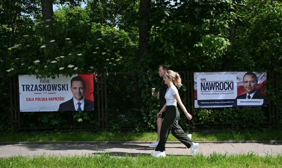 Πολωνία - προεδρικές εκλογές: Θρίλερ δείχνουν τα exit poll με τον Trzaskowski στο 50,2% - 50,3% και τον Nawrocki στο 49,7% - 49,8%