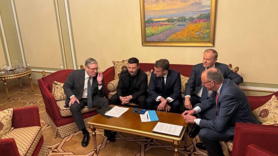 Junge Welt: Ο Καγκελάριος Merz θέλει να πιέσει τη Ρωσία να κάνει παραχωρήσεις – Κάνει το λάθος Macron, παραλογισμός