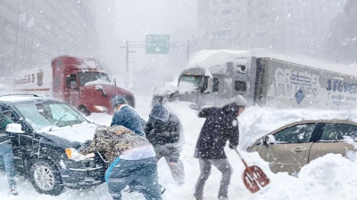 Τουλάχιστον 60 νεκροί από τη «χιονοθύελλα του αιώνα» στις ΗΠΑ - Η επόμενη μέρα
