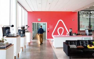 Δάνειο 1 δισ. δολάρια εξασφάλισε η Airbnb
