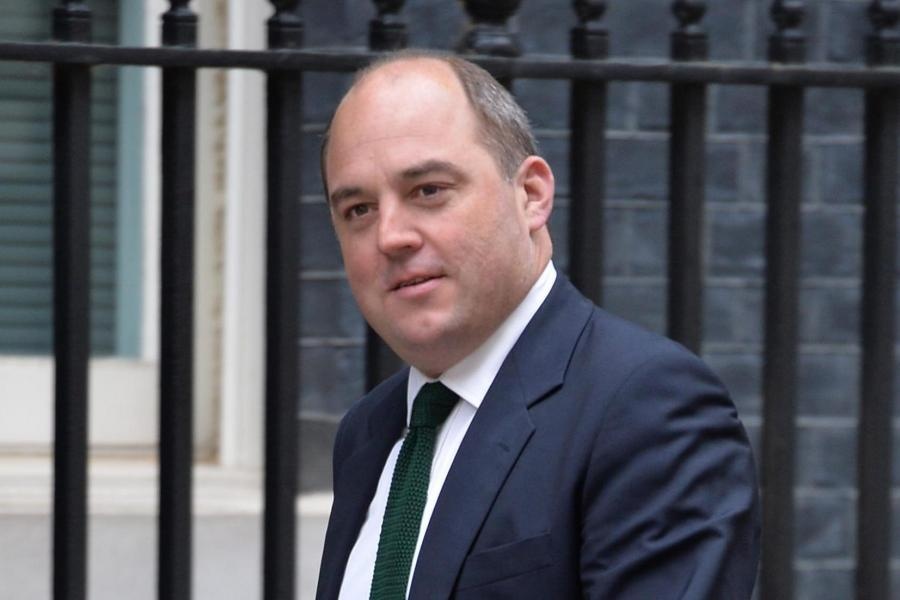 Wallace (υπ. Ασφάλειας Βρετανία): Η Αλ Κάιντα ετοιμάζει νέες τρομοκρατικές επιθέσεις σε αεροπλάνα και αεροδρόμια στη Βρετανία