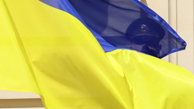 Μια γενναία πράξη από την Τσεχία - Κατέβασαν την ουκρανική σημαία από το κυβερνητικό μέγαρο