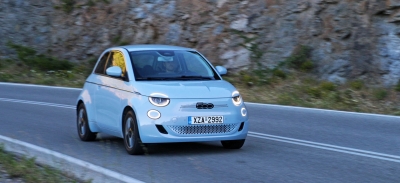 Δοκιμάζουμε το Fiat 500e 3+1