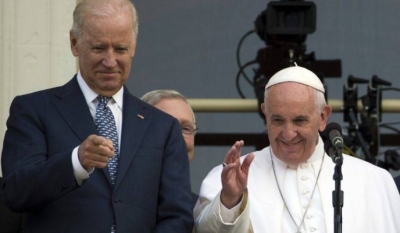 Ο πρόεδρος των ΗΠΑ Biden θα γίνει δεκτός από τον πάπα Φραγκίσκο στις 29 Οκτωβρίου