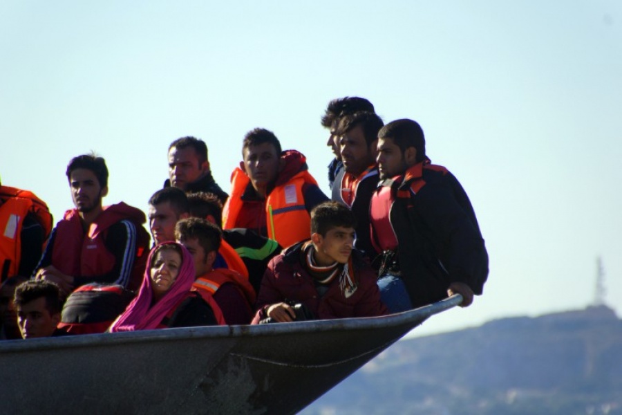Έρευνες για τον εντοπισμό σκάφους με μετανάστες και πρόσφυγες βόρεια της Σάμου