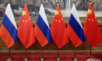 Κίνα στηρίζει Ρωσία για τις κυρώσεις της Δύσης – Είναι παράνομες και αντιπαραγωγικές