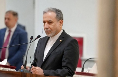 Araqchi: Με το Ομάν θα συζητήσουμε τους διαδρόμους διέλευσης στο  Hormuz – Παραμένουν κλειστά τα στενά