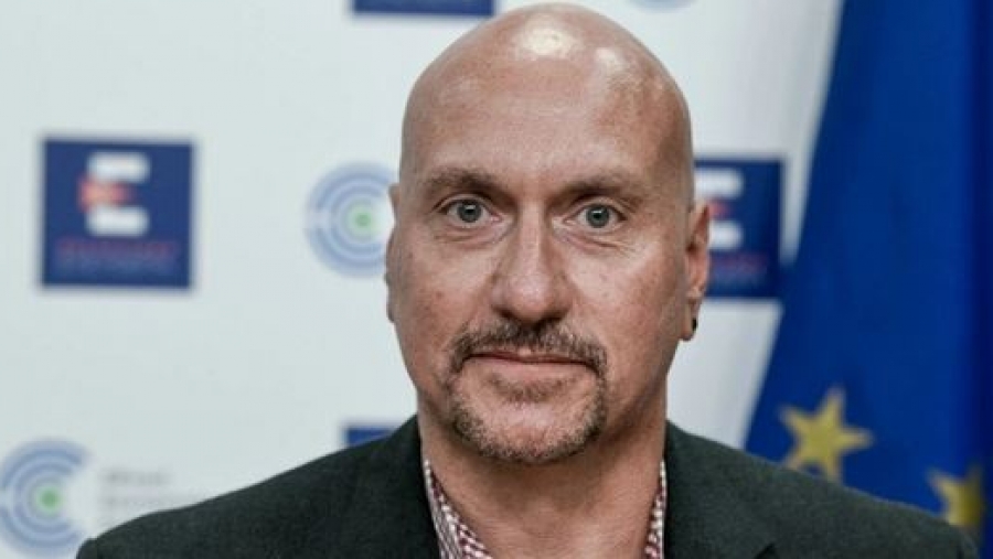 ΕΟΔΥ - πανδημία: Στις ηλικές 18-24 η μεγαλύτερη αύξηση κρουσμάτων - Καλπάζει σε Αττική, Κρήτη, τα νησιά του Ιονίου και του Ν.Αιγαίου