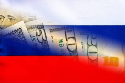 Βloomberg: Η Ρωσία «αποδέχεται» δολάριο για χάρη του Trump – Μυστικό υπόμνημα 7 σημείων τινάζει στον αέρα τη συμμαχία με Κίνα